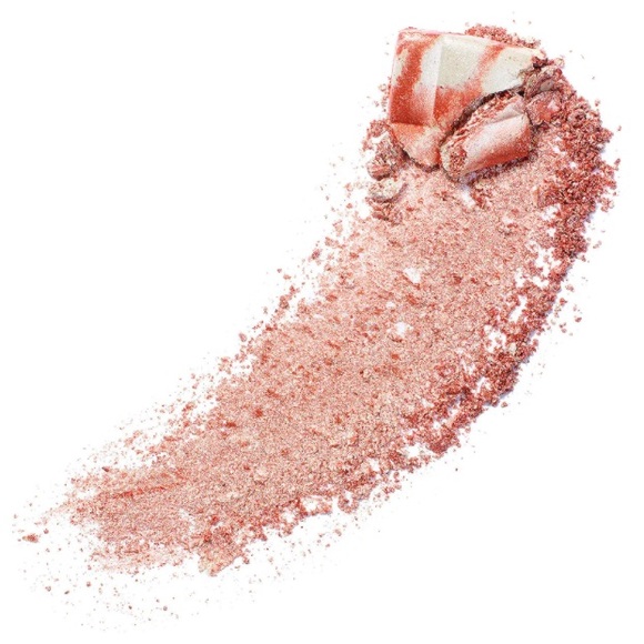 Bobbi Brown Highlighting Powder - Picture 10 of 16